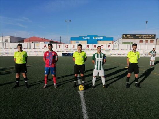 Victoria del Ibros CF ante el Recreativo de Bailén