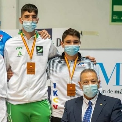 Antonio Sánchez del Club Okinawa de Mancha Real bronce en el Campeonato de España en kumite