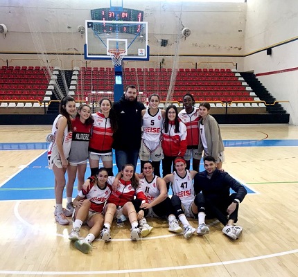 Derrota del CAB Linares ante el CB Almería en Liga Nacional de baloncesto femenino