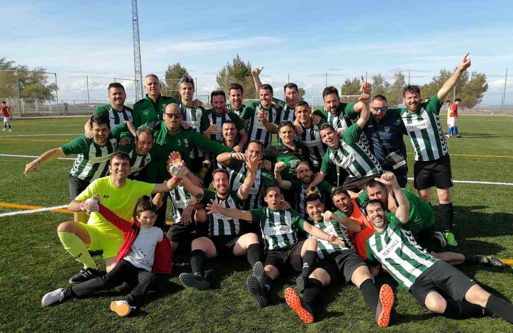 El Ibros CF de Veteranos Campeón de la Liga +33 de Jaén