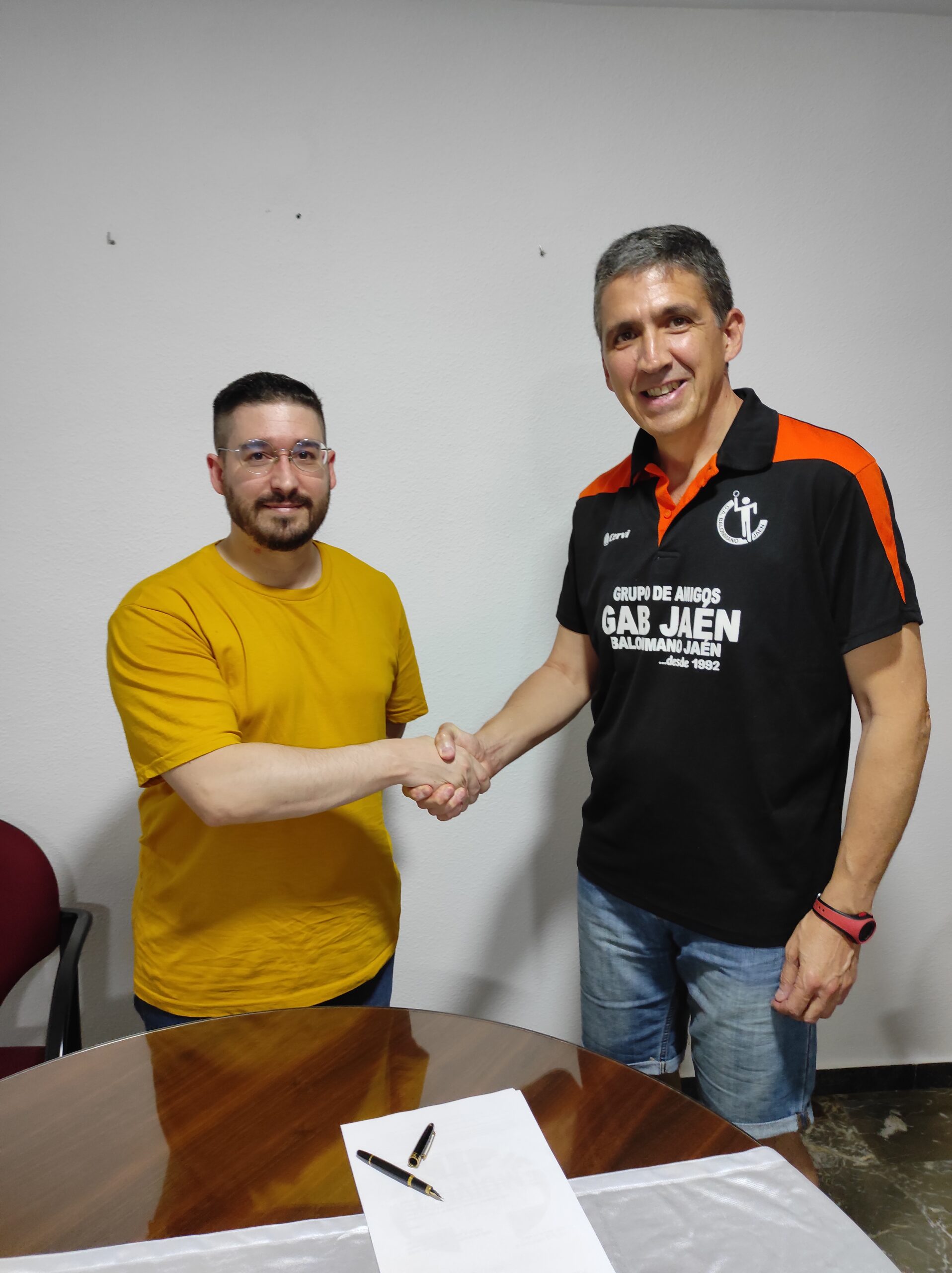 Luis Berenguel, “Peri” continuará como entrenador del Innovasur GAB Jaén