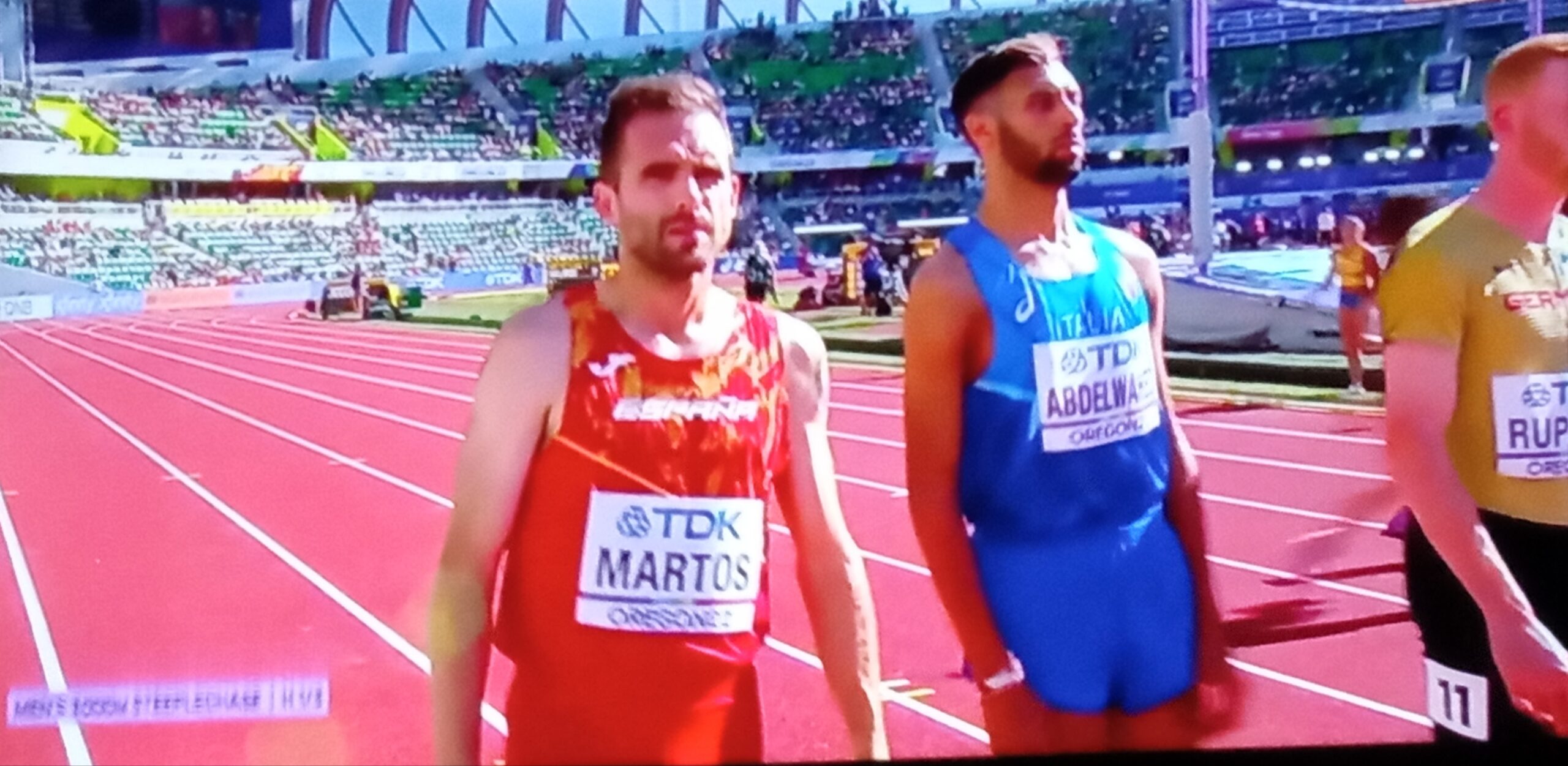 Sebas Martos no se mostraba contento tras la 14ª posición en la final del 3000 m obstáculos