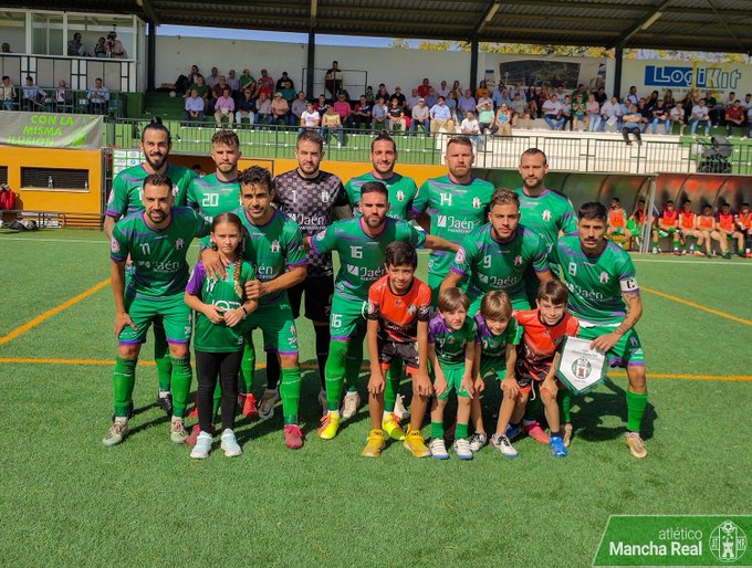 Empate del Atl Mancha Real en casa ante UCAM Murcia