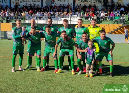 El Atl Mancha Real cae ante la efectividad del Antequera