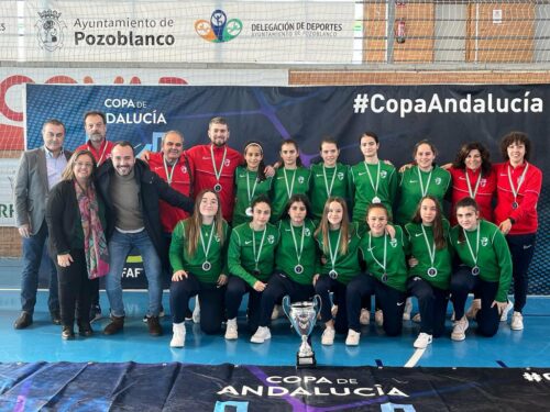 Jaén es subcampeona de Andalucía cadete femenina de fútbol sala