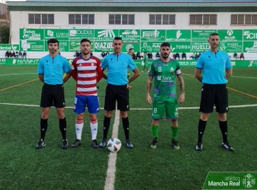 El Atl Mancha Real pierde en casa lo que ganó fuera en la anterior jornada