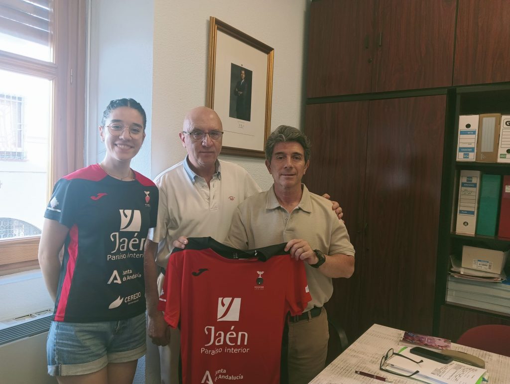 Hujase Jaén da a conocer su proyecto en en encuentro con el nuevo concejal de Deportes Jose María Álvarez