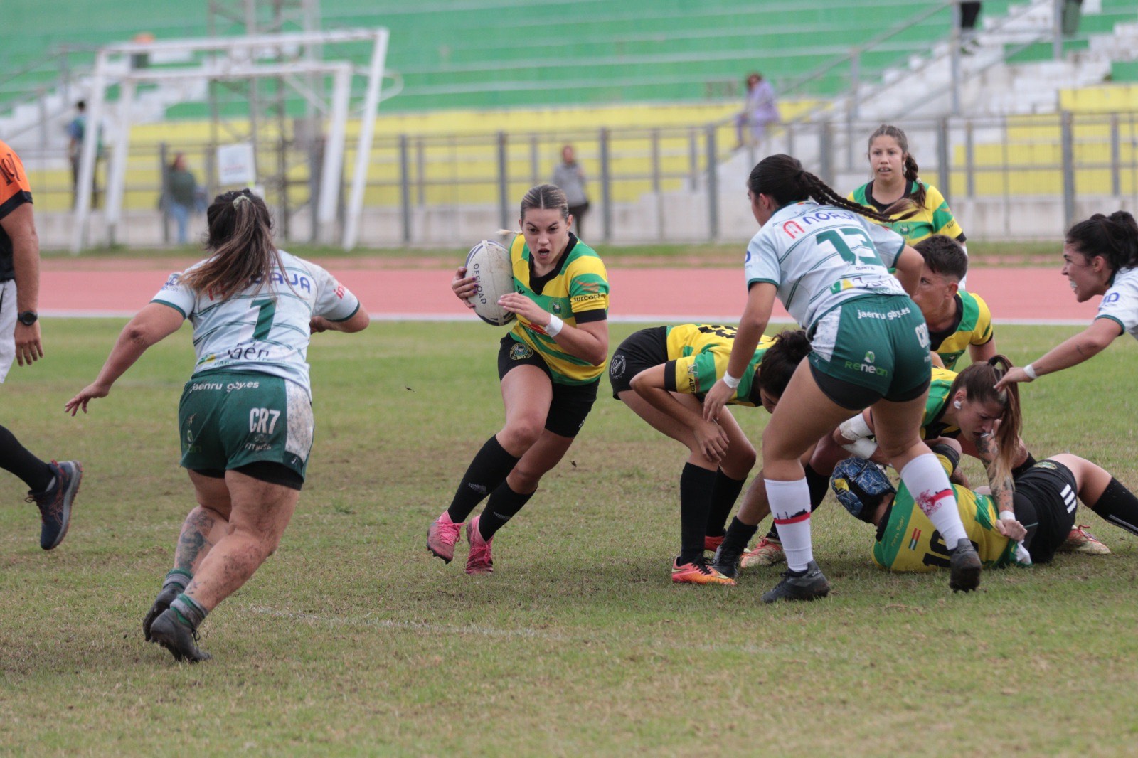 El Jaén Rugby Femenino mejora su juego pero cae ante CR Atco Portuense